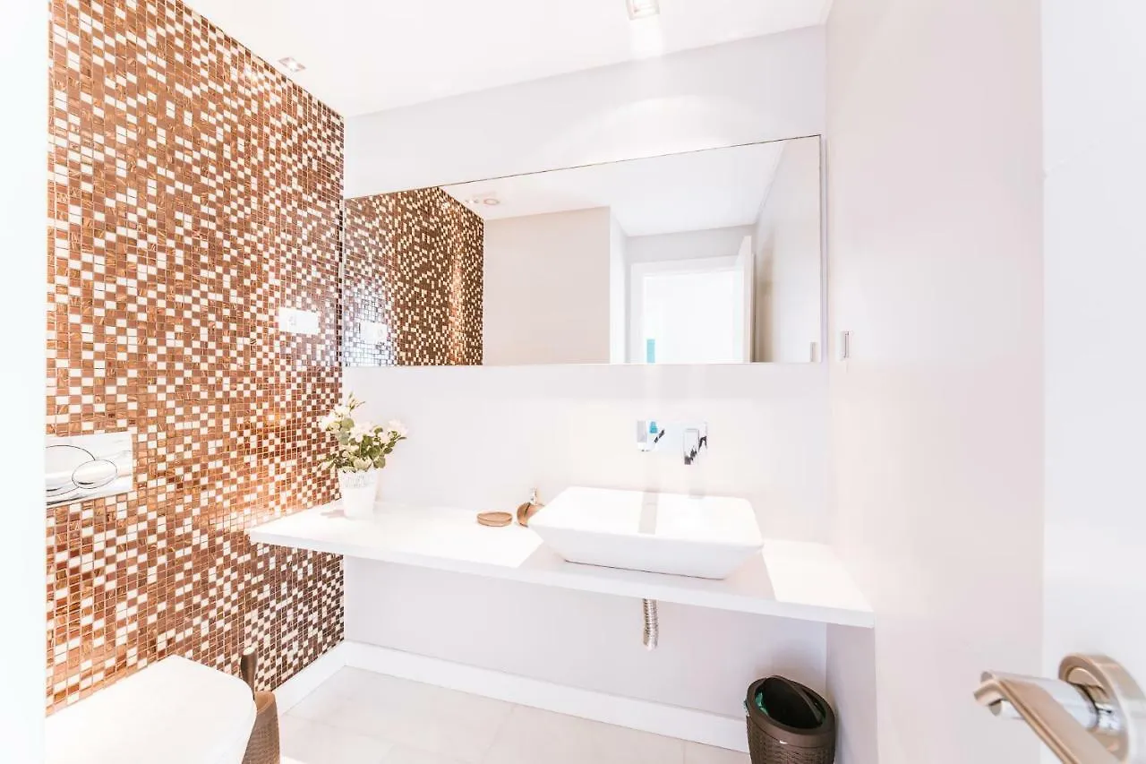Luxury Apartment With Views Funchal  Funchal (Madeira)